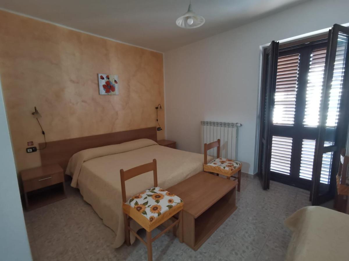 Hotel Edelweiss Laino Borgo Exterior foto