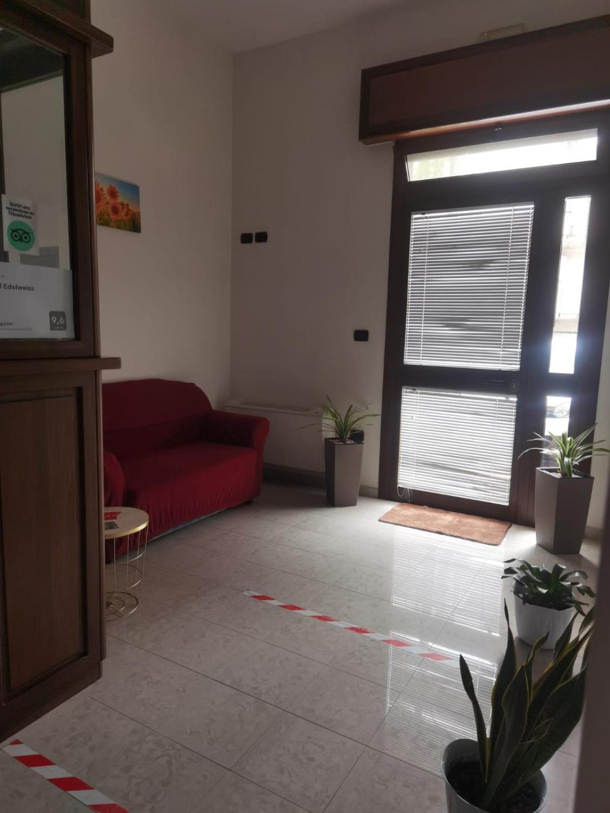 Hotel Edelweiss Laino Borgo Exterior foto
